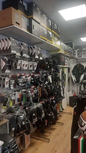  - OUTLETMOTOSTORE