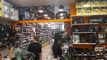  - OUTLET MOTOSTORE 