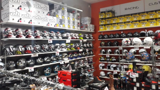  - OUTLET MOTOSTORE 